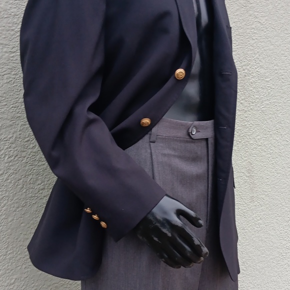 TOMMY HILFIGER MEN'S VINTAGE PURE WOOL, NAVY LUXURY BLAZER W/GOLD